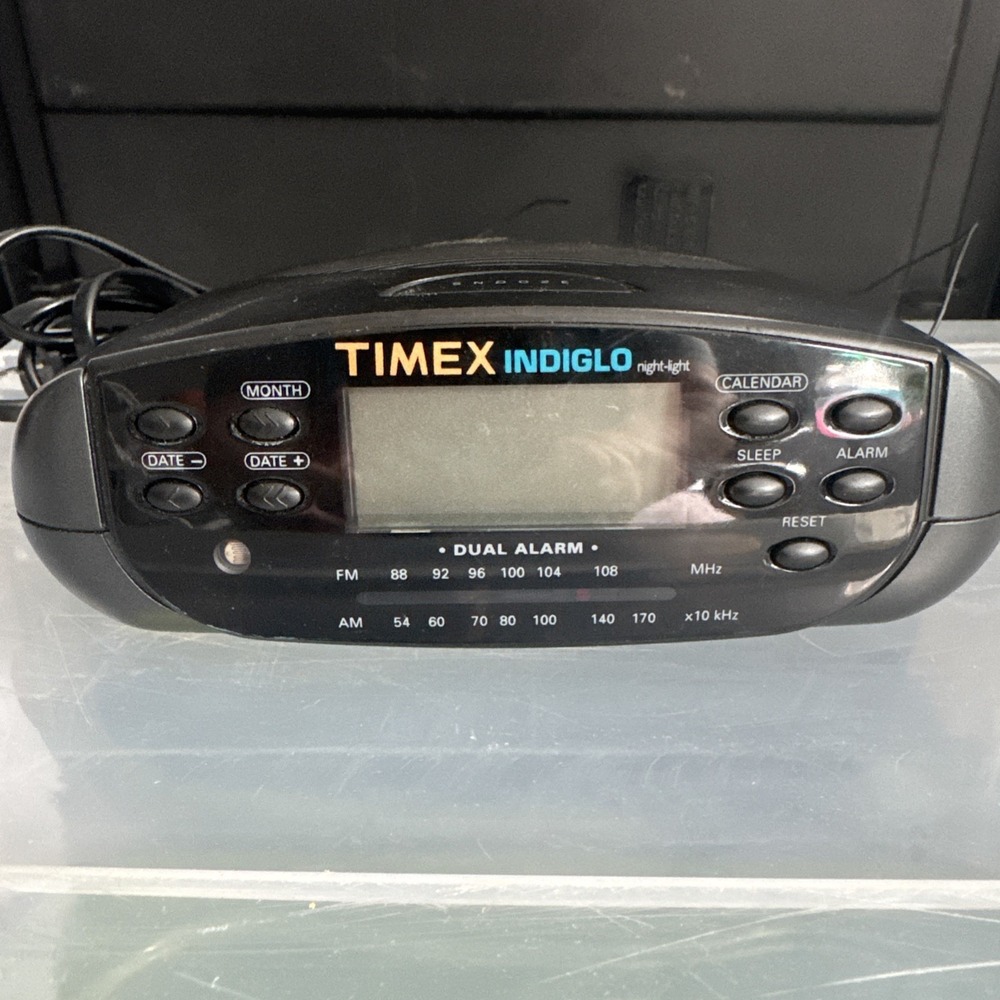 Timex Indiglo T433B Dual Alarm FM/AM Calendar Clock Radio Tested‎
